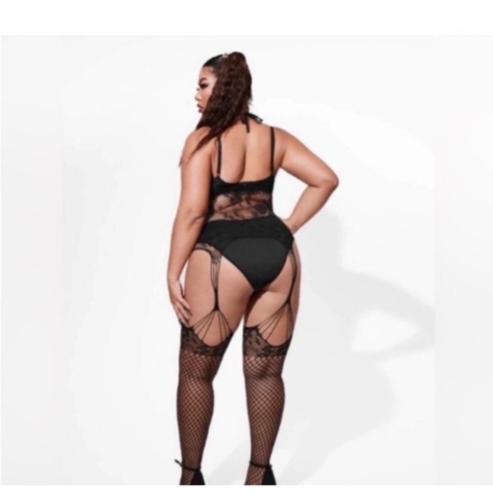 PLUS LINGERIE 2 PCS BUNDLE DEAL - Picture 8 of 9